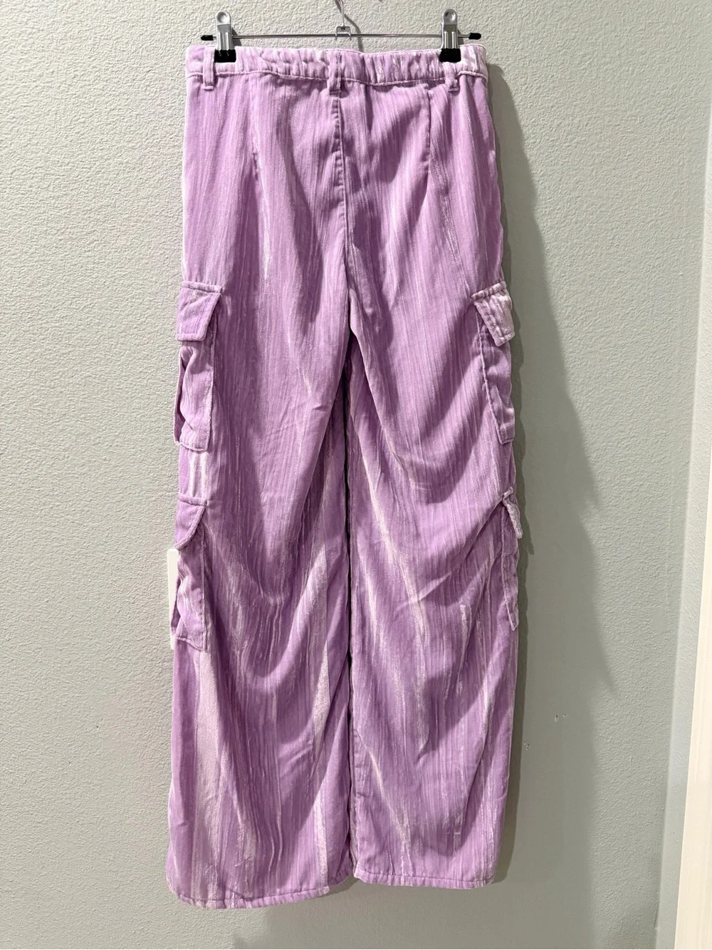 Tractr Pastel Lavender Wide-Leg Cargo Trousers